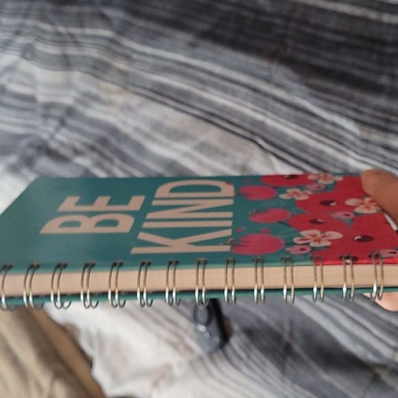 Journaling notebook - Picture 4 of 4